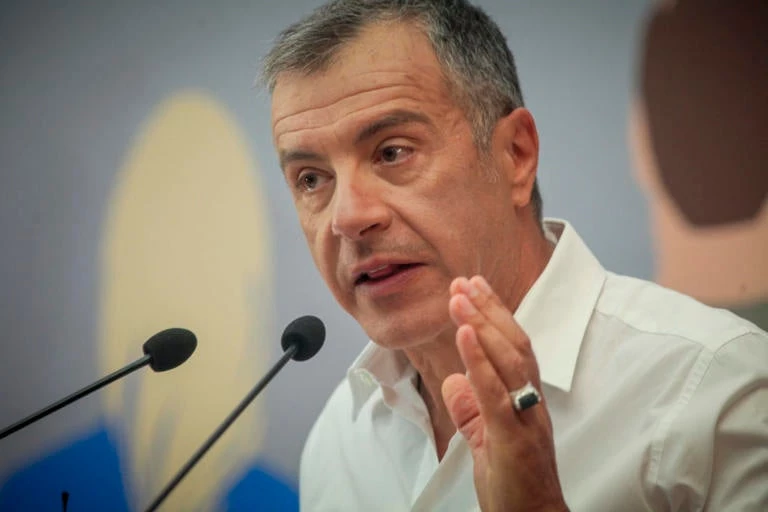 Δεν «βλέπει» πρόωρες εκλογές το φθινόπωρο ο Θεοδωράκης